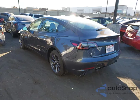 2023 Tesla Model 3 Rear-Wheel Drive z USA, uszkodzony, nr VIN 5YJ3E1EA4PF638883